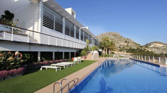 3 bedroom Apartment for sale in Altea with pool garage - € 1,490,000 (Ref: 9708006)
