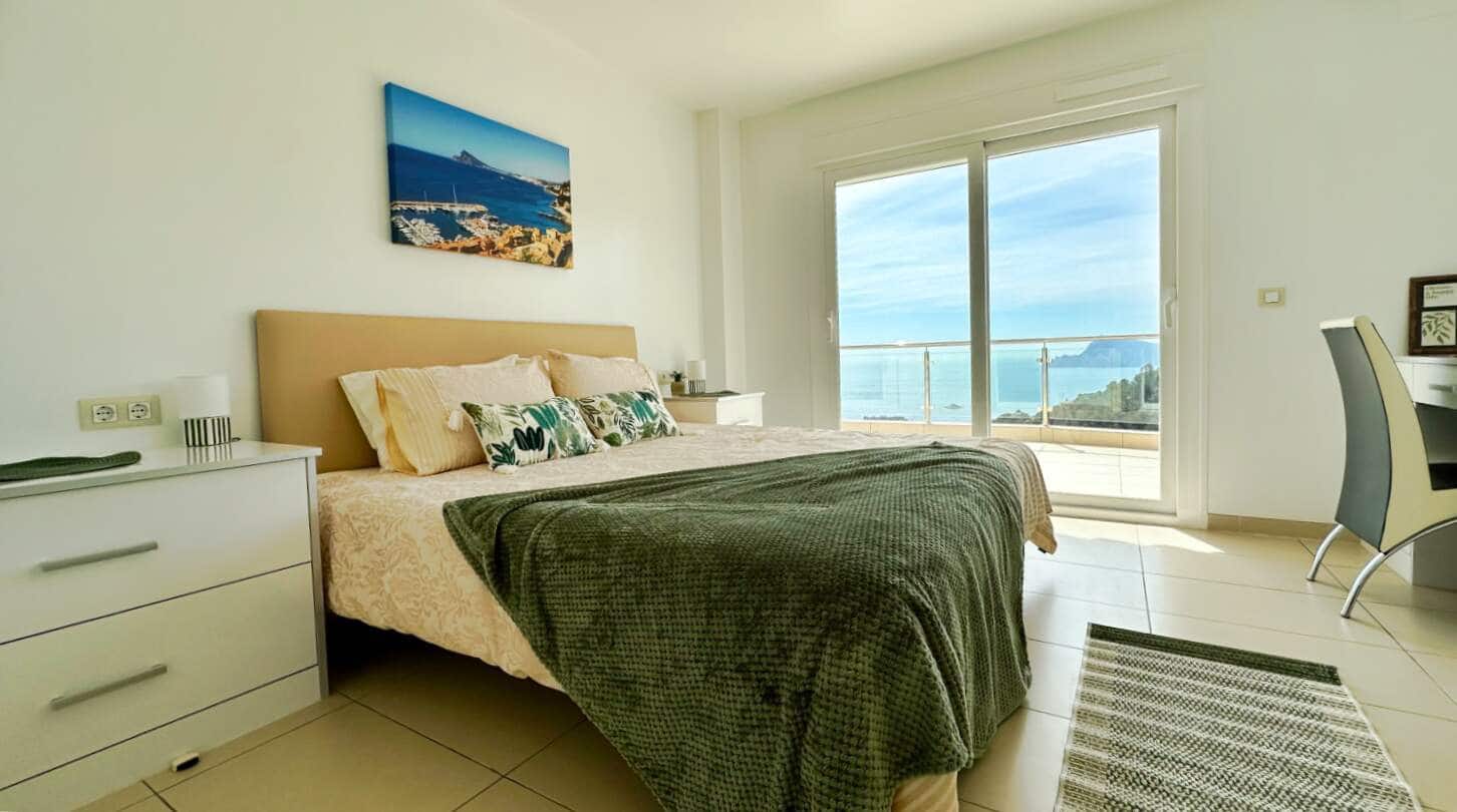 5 bedroom Villa for sale in Altea with pool garage - € 1,790,000 (Ref: 9709182)