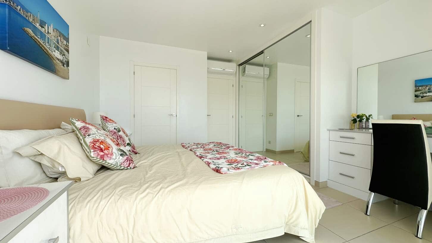 5 bedroom Villa for sale in Altea with pool garage - € 1,790,000 (Ref: 9709182)