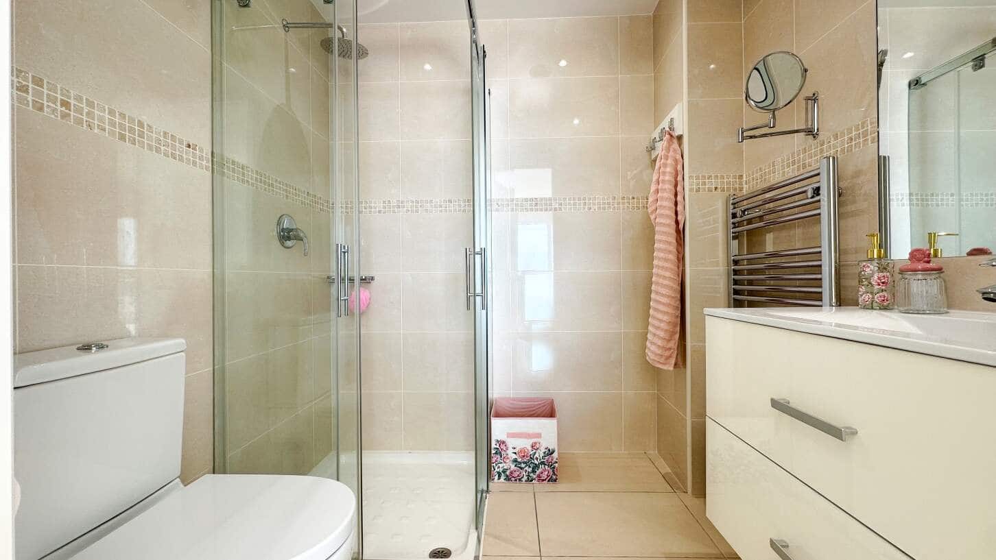 5 bedroom Villa for sale in Altea with pool garage - € 1,790,000 (Ref: 9709182)