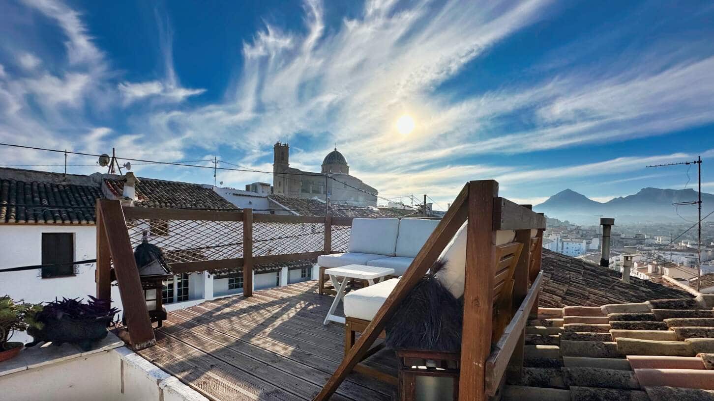 3 bedroom Townhouse for sale in Altea - € 545,000 (Ref: 9730852)