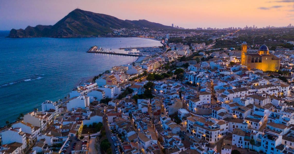 3 bedroom Townhouse for sale in Altea - € 545,000 (Ref: 9730852)