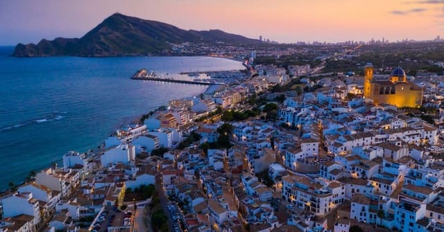 Casa de 3 habitaciones en Altea en venta - 545.000 € (Ref: 9730852)