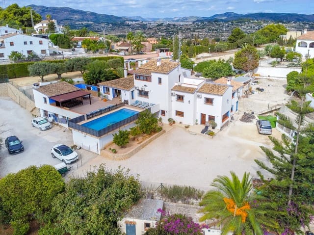 9 sovrum Finca/Hus på landet till salu i Benissa med pool garage - 2 000 000 € (Ref: 9731352)