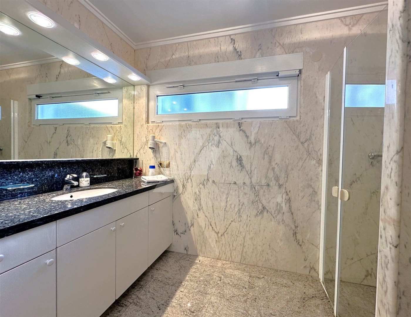 4 soveværelse Villa til salg i Moraira med swimmingpool garage - € 1.990.000 (Ref: 9731353)