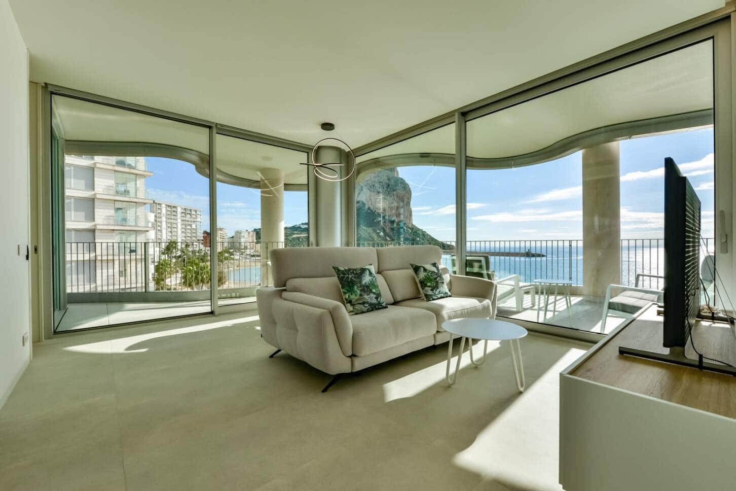 2 bedroom Apartment for sale in Calpe / Calp with pool - € 990,000 (Ref: 9740597)