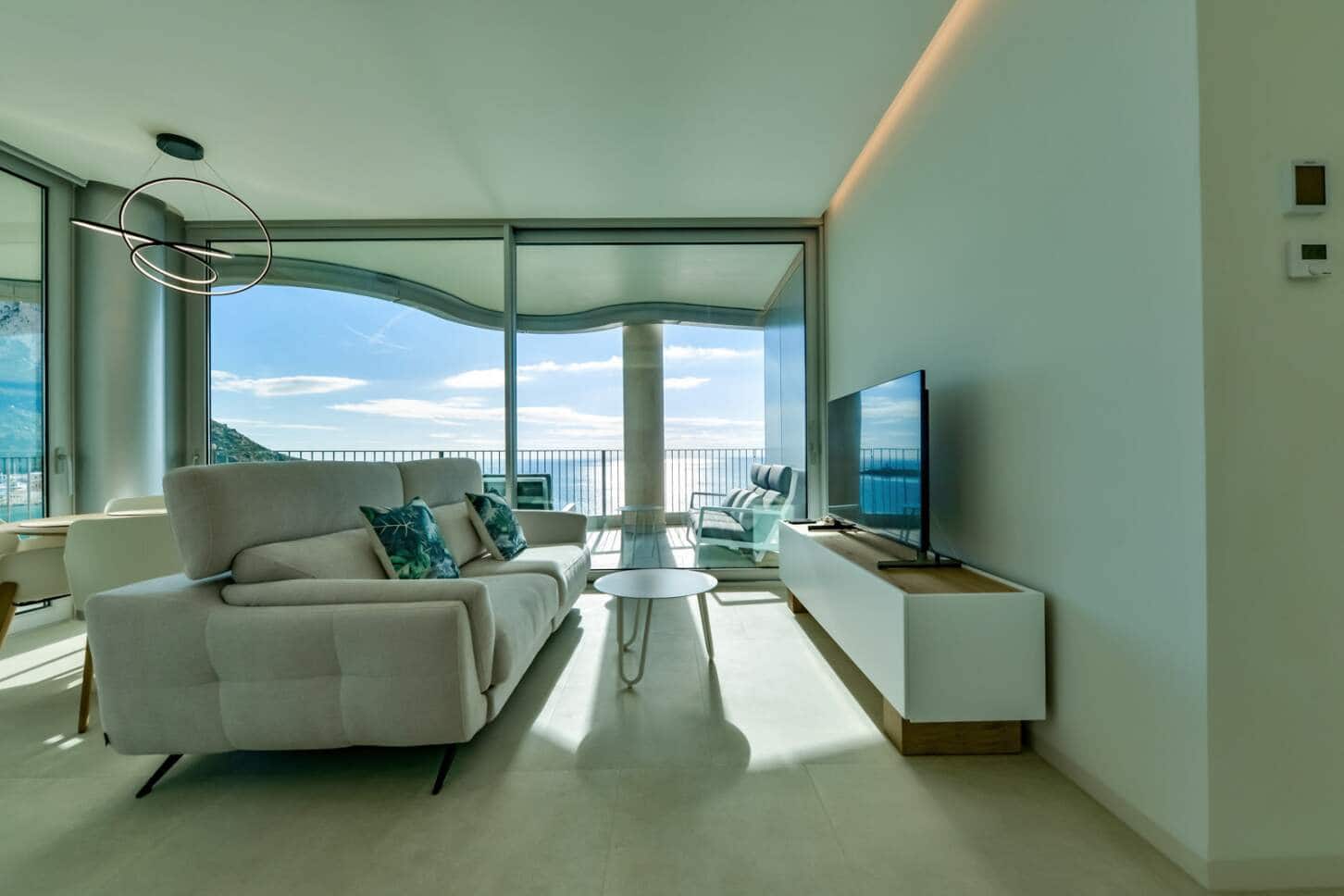 2 bedroom Apartment for sale in Calpe / Calp with pool - € 990,000 (Ref: 9740597)