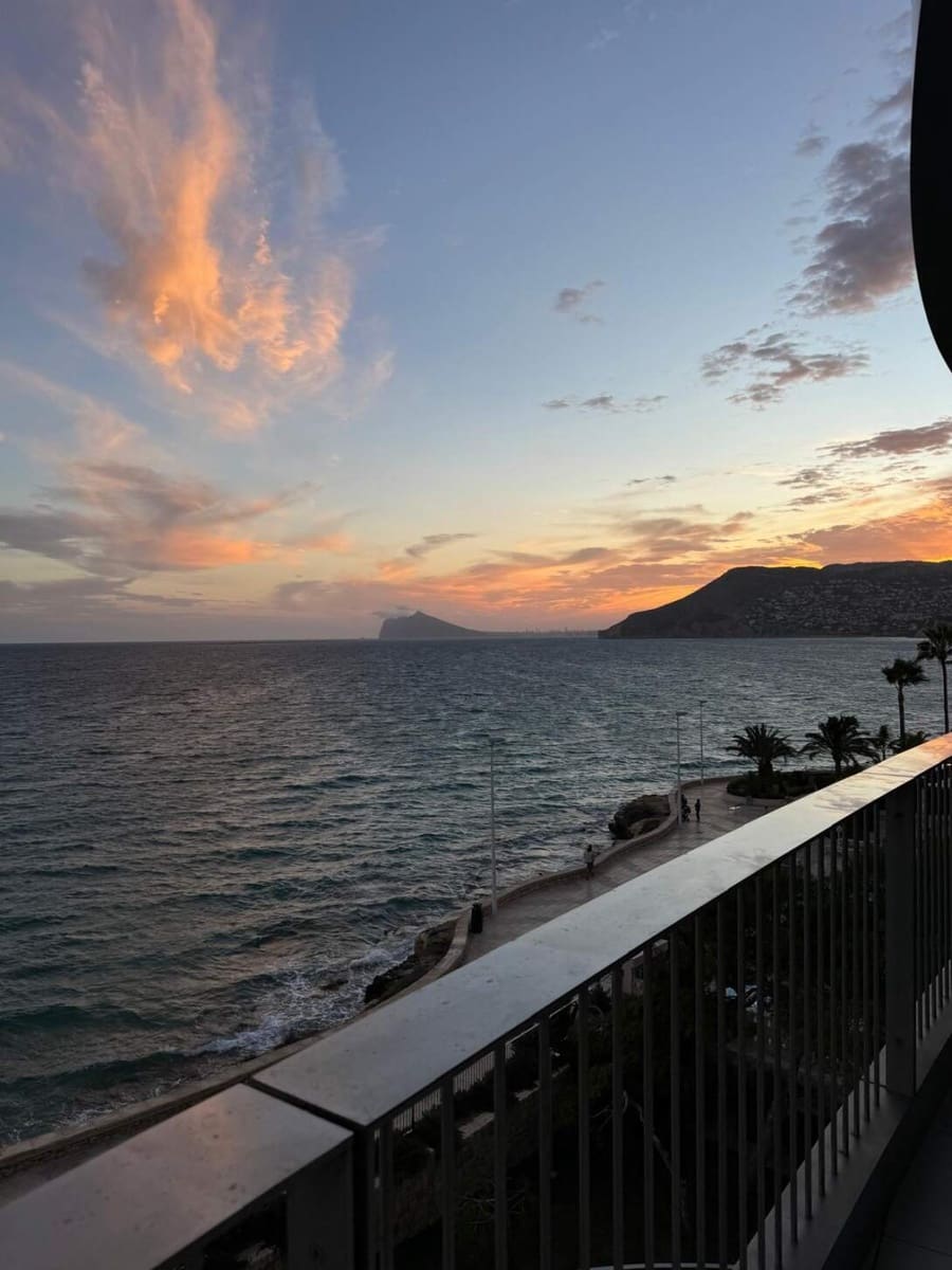 2 bedroom Apartment for sale in Calpe / Calp with pool - € 990,000 (Ref: 9740597)