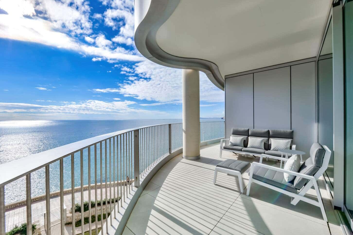 2 bedroom Apartment for sale in Calpe / Calp with pool - € 990,000 (Ref: 9740597)