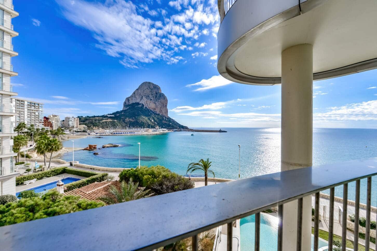 2 bedroom Apartment for sale in Calpe / Calp with pool - € 990,000 (Ref: 9740597)