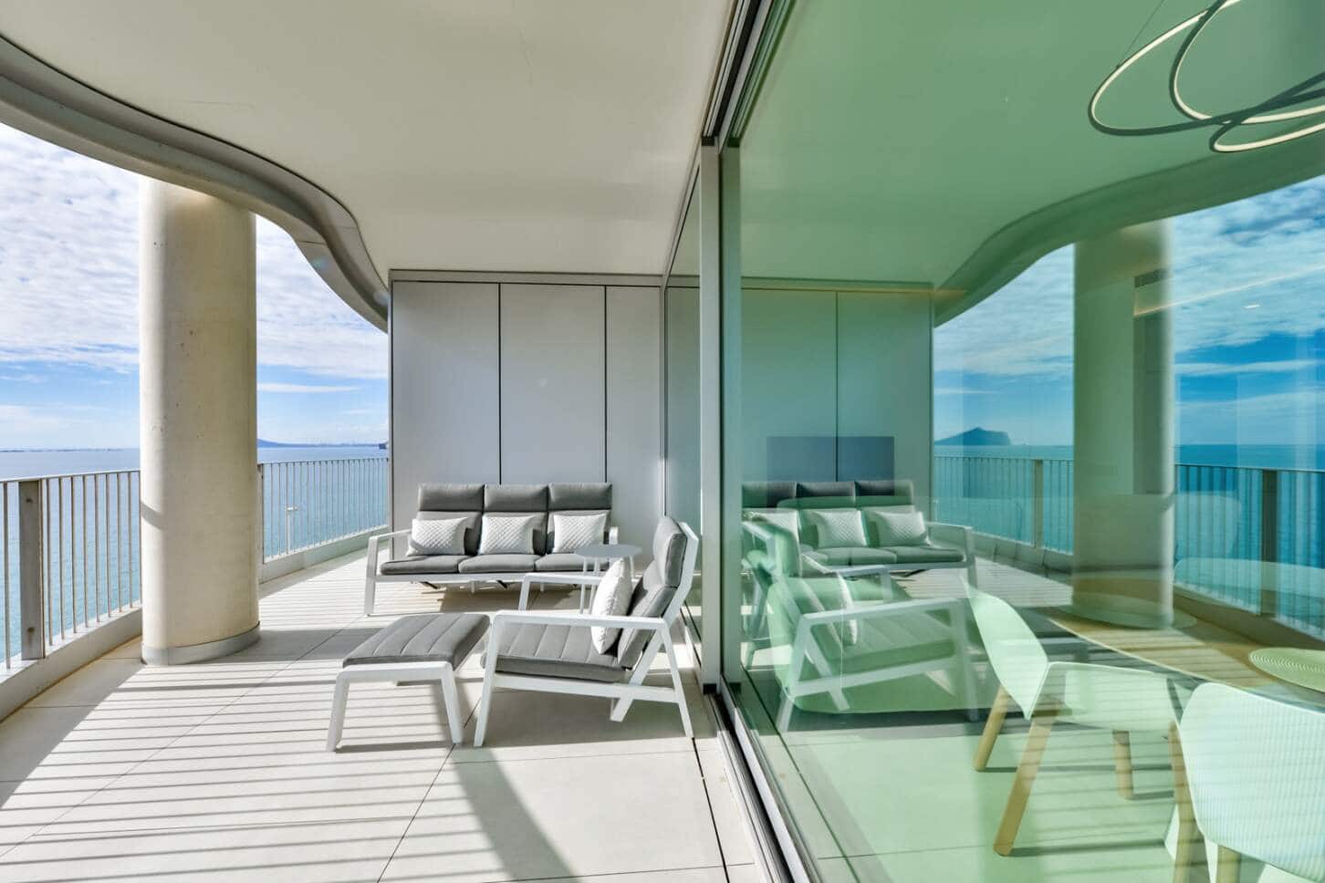 2 bedroom Apartment for sale in Calpe / Calp with pool - € 990,000 (Ref: 9740597)