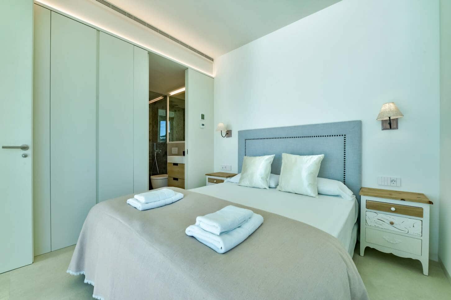 2 bedroom Apartment for sale in Calpe / Calp with pool - € 990,000 (Ref: 9740597)