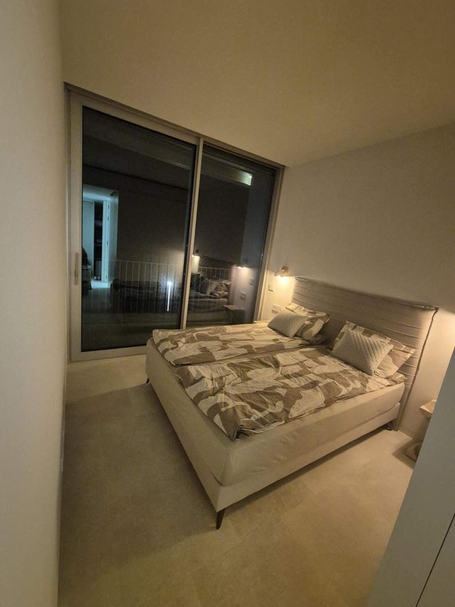 2 bedroom Apartment for sale in Calpe / Calp with pool - € 990,000 (Ref: 9740597)