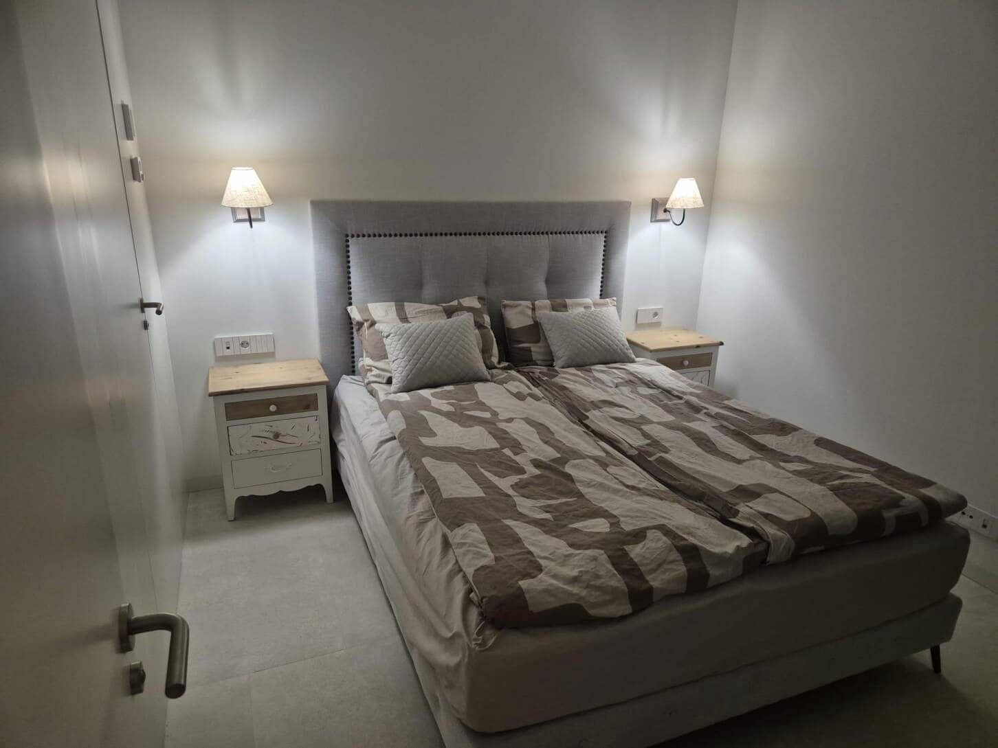 2 bedroom Apartment for sale in Calpe / Calp with pool - € 990,000 (Ref: 9740597)