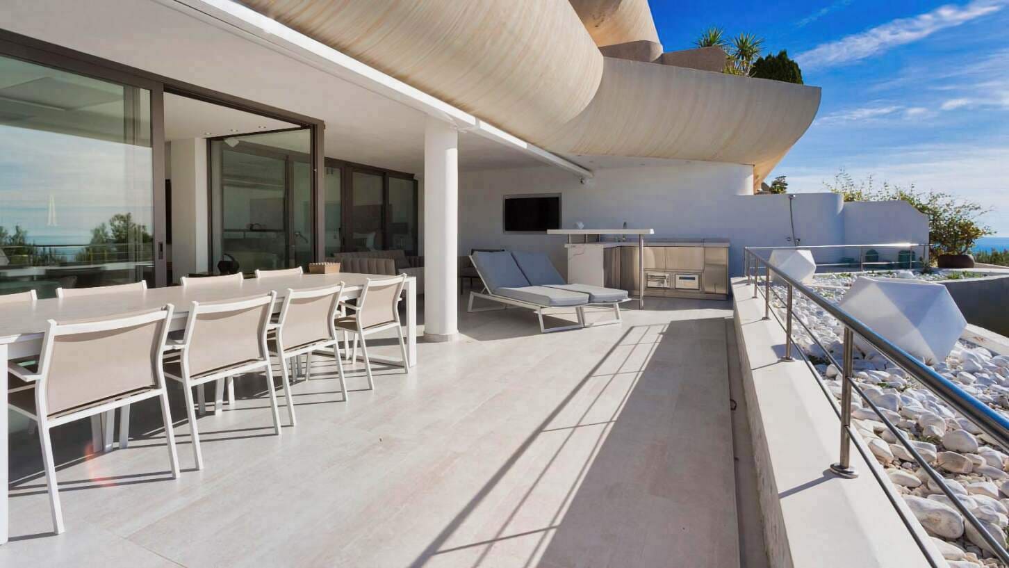 3 bedroom Apartment for sale in Altea with pool garage - € 895,000 (Ref: 9751107)