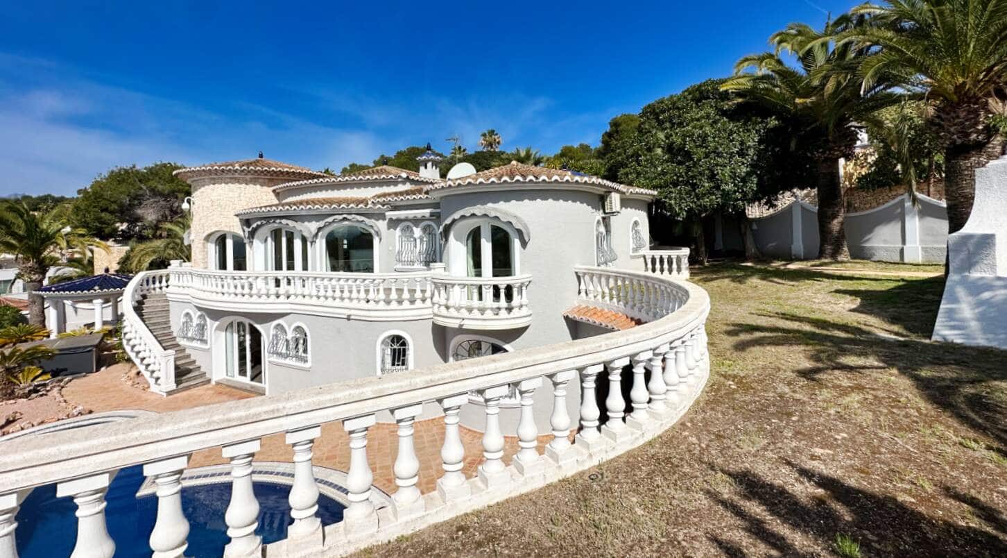 4 sypialnia Willa na sprzedaż w Benissa z basenem garażem - 1 990 000 € (Ref: 9751108)