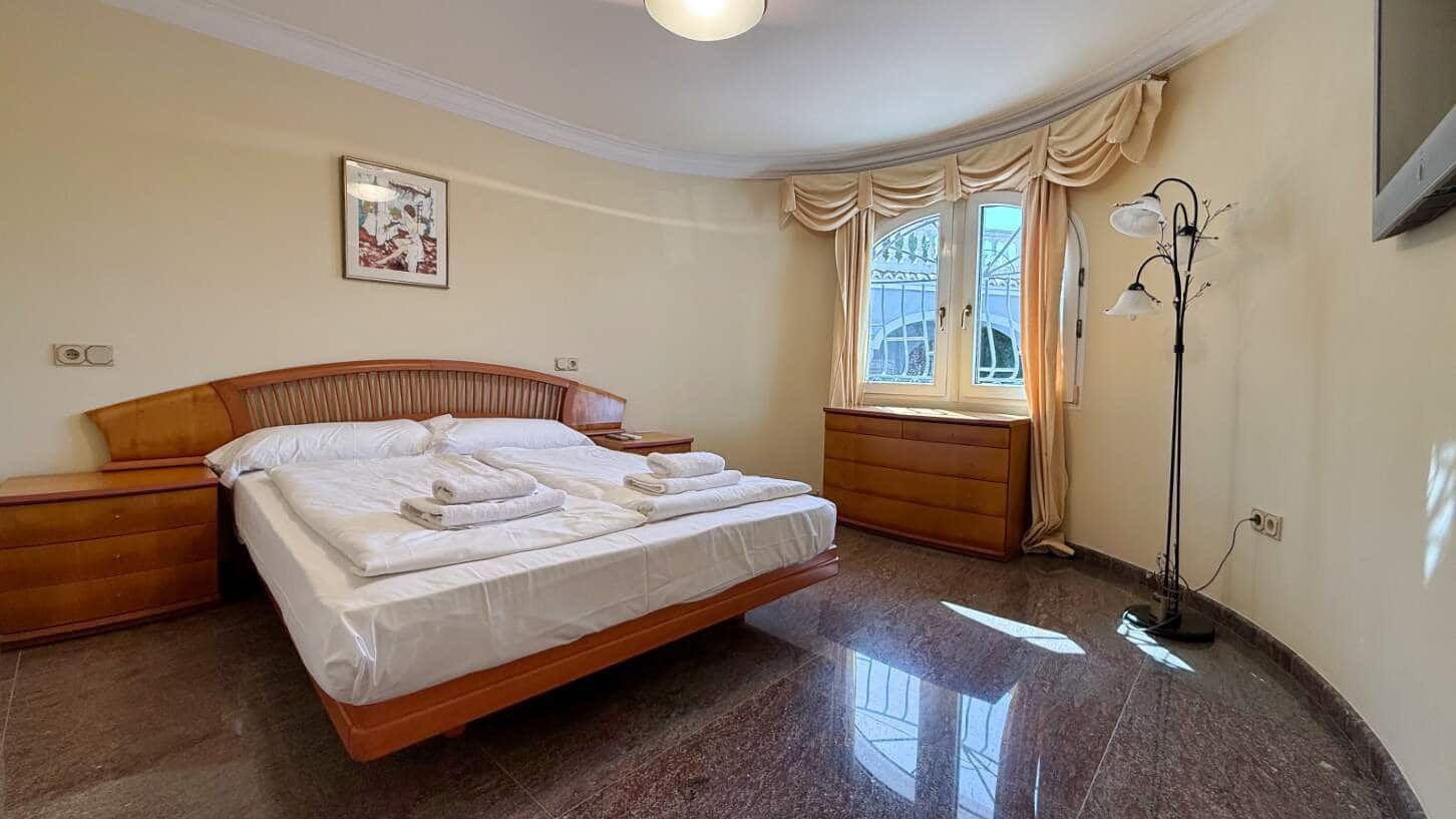 4 sypialnia Willa na sprzedaż w Benissa z basenem garażem - 1 990 000 € (Ref: 9751108)