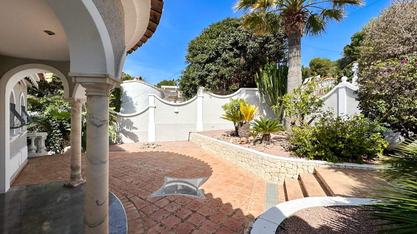 4 sypialnia Willa na sprzedaż w Benissa z basenem garażem - 1 990 000 € (Ref: 9751108)