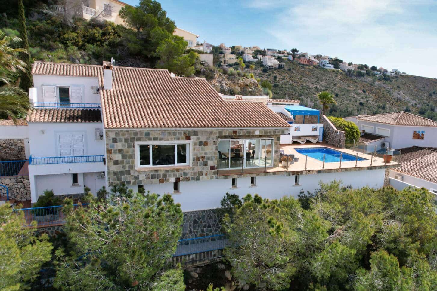 3 soveværelse Villa til salg i Moraira med swimmingpool garage - € 990.000 (Ref: 9756754)