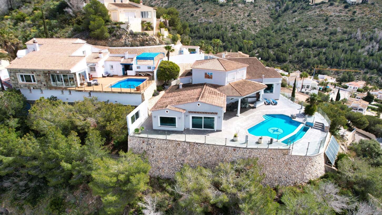 3 soveværelse Villa til salg i Moraira med swimmingpool garage - € 990.000 (Ref: 9756754)