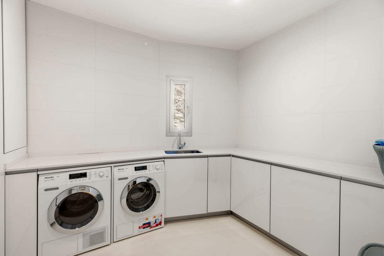 3 soveværelse Lejlighed til salg i Altea med swimmingpool garage - € 2.750.000 (Ref: 9760126)