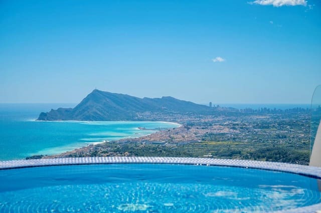 3 soveværelse Lejlighed til salg i Altea med swimmingpool garage - € 2.750.000 (Ref: 9760126)