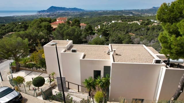 5 soverom Villa til salgs i Altea la Vella, Altea med svømmebasseng garasje - € 1 395 000 (Ref: 9761424)