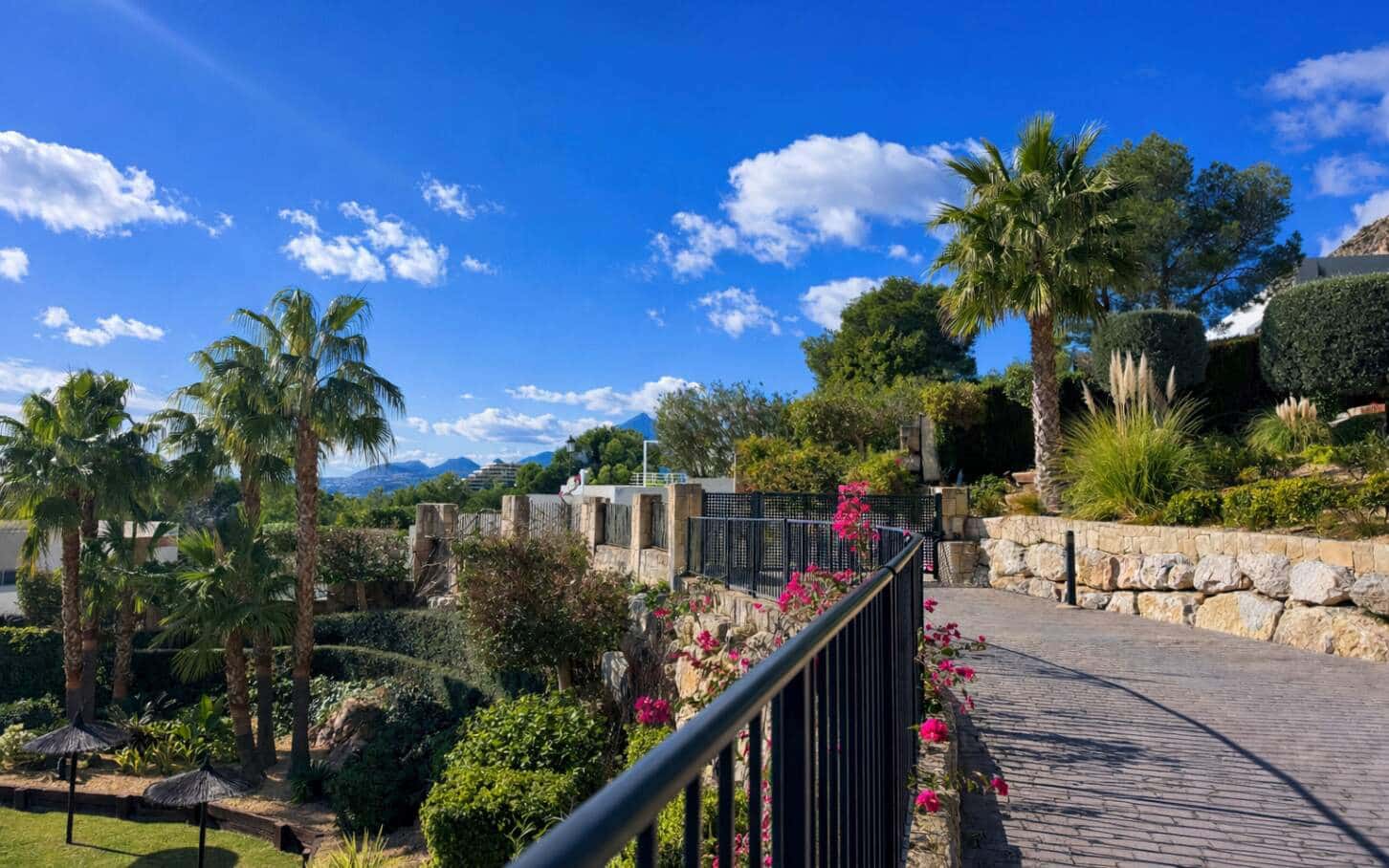 3 bedroom Apartment for sale in Altea with pool garage - € 660,000 (Ref: 9770140)