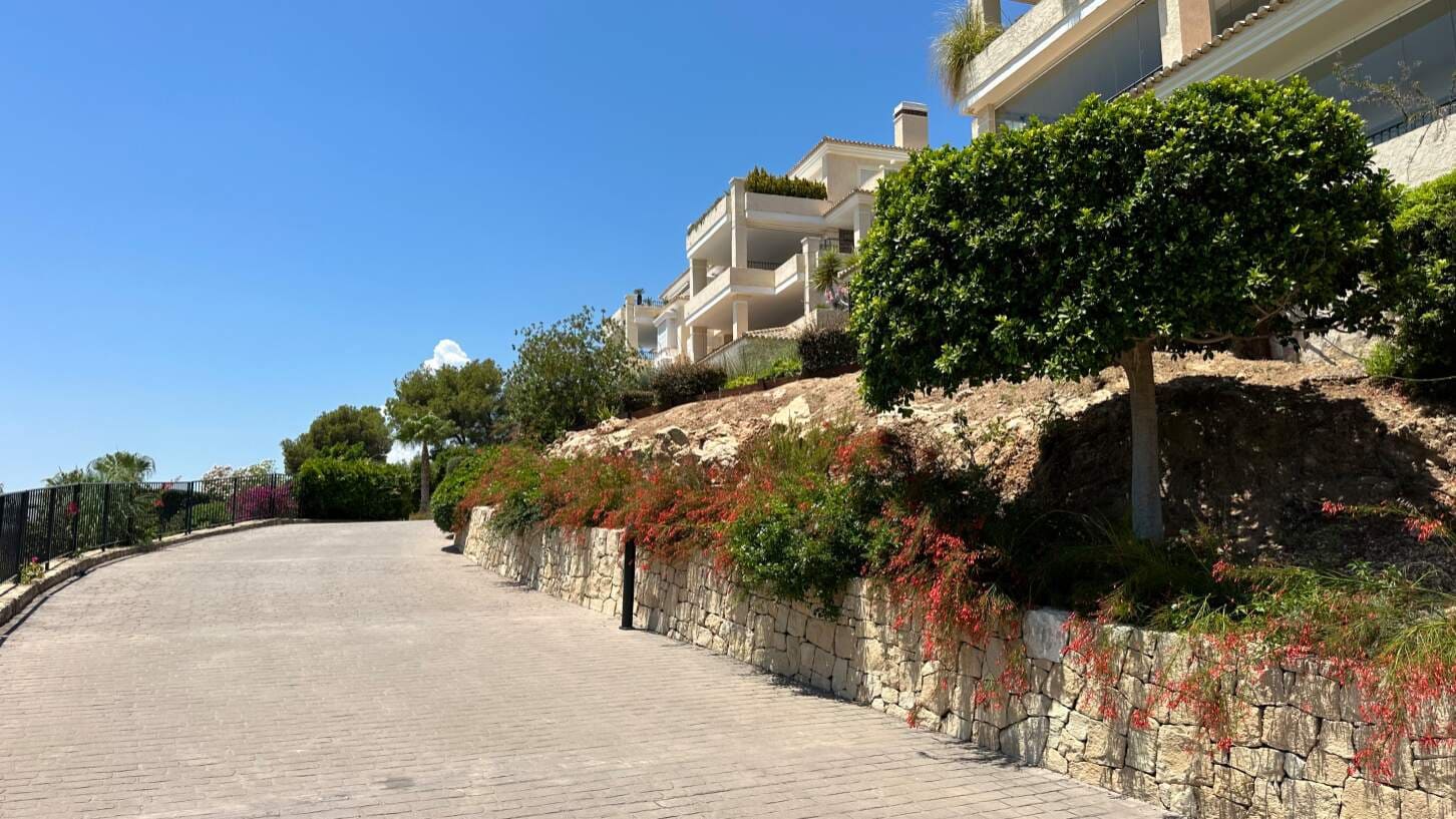 3 bedroom Apartment for sale in Altea with pool garage - € 660,000 (Ref: 9770140)