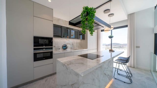 4 makuuhuone Huvila myytävänä paikassa Balcón de Finestrat - Terra Marina, Finestrat mukana uima-altaan 
autotalli - 1 350 000 € (Ref: 9795650)