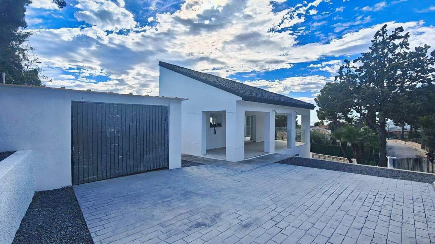 4 slaapkamer Villa te koop in Altea met zwembad garage - € 890.000 (Ref: 9807188)