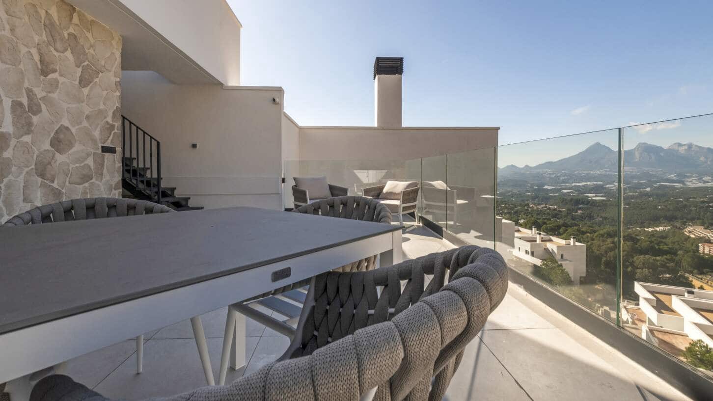 3 bedroom Villa for sale in Altea with pool garage - € 911,550 (Ref: 9819634)