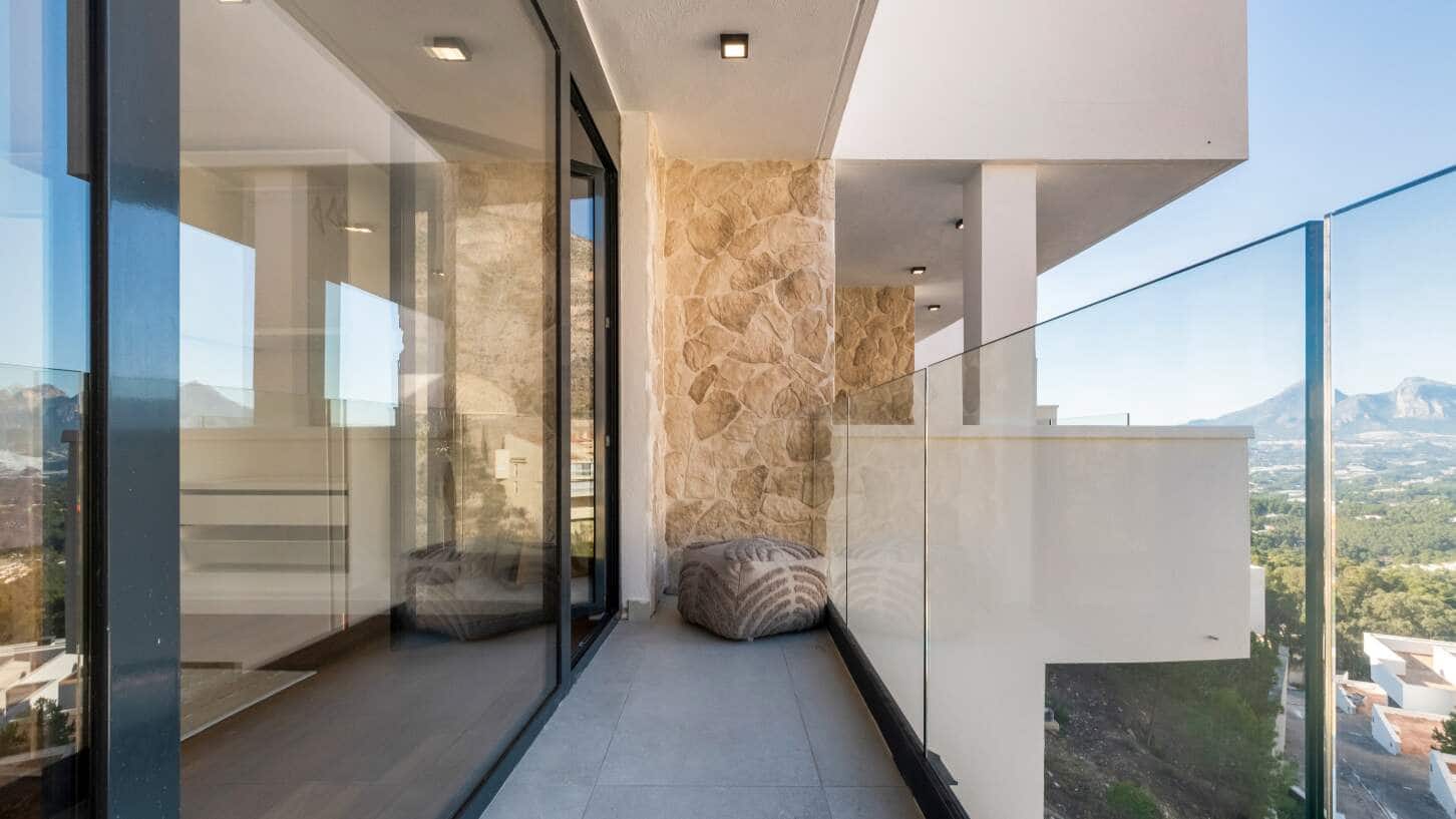 3 bedroom Villa for sale in Altea with pool garage - € 911,550 (Ref: 9819634)
