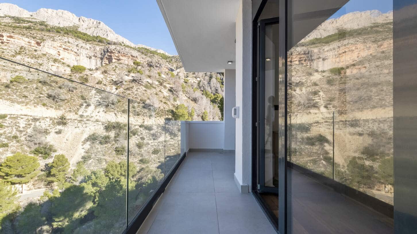 3 bedroom Villa for sale in Altea with pool garage - € 911,550 (Ref: 9819634)