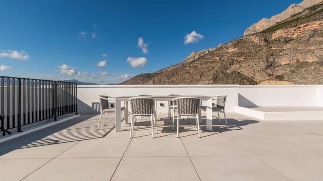 3 quarto Moradia para venda em Altea com piscina garagem - 911 550 € (Ref: 9819634)