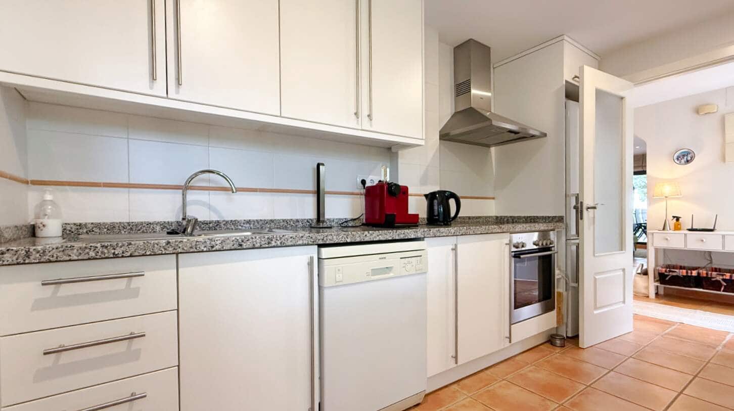 Casa de 3 habitaciones en Finestrat en venta con piscina garaje - 375.000 € (Ref: 9830317)