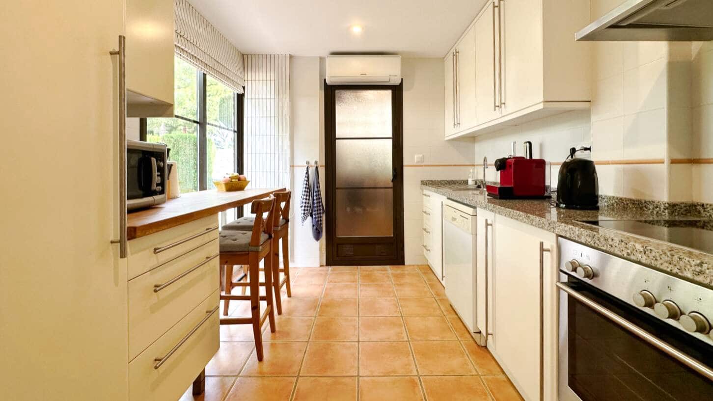 Casa de 3 habitaciones en Finestrat en venta con piscina garaje - 375.000 € (Ref: 9830317)