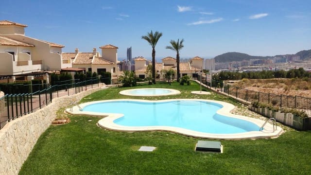 Casa de 3 habitaciones en Finestrat en venta con piscina garaje - 375.000 € (Ref: 9830317)