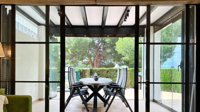 Casa de 3 habitaciones en Finestrat en venta con piscina garaje - 375.000 € (Ref: 9830317)