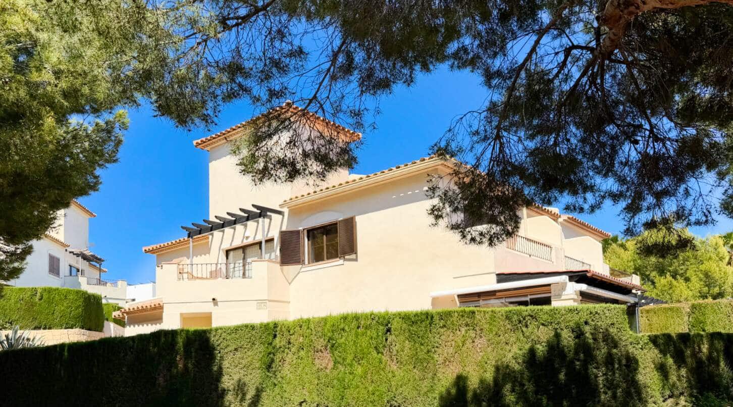 Casa de 3 habitaciones en Finestrat en venta con piscina garaje - 375.000 € (Ref: 9830317)