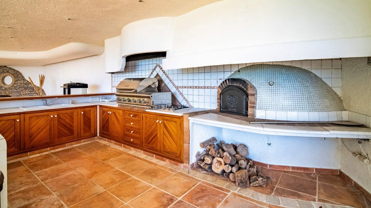 7 bedroom Villa for sale in Altea with pool garage - € 6,500,000 (Ref: 9844575)