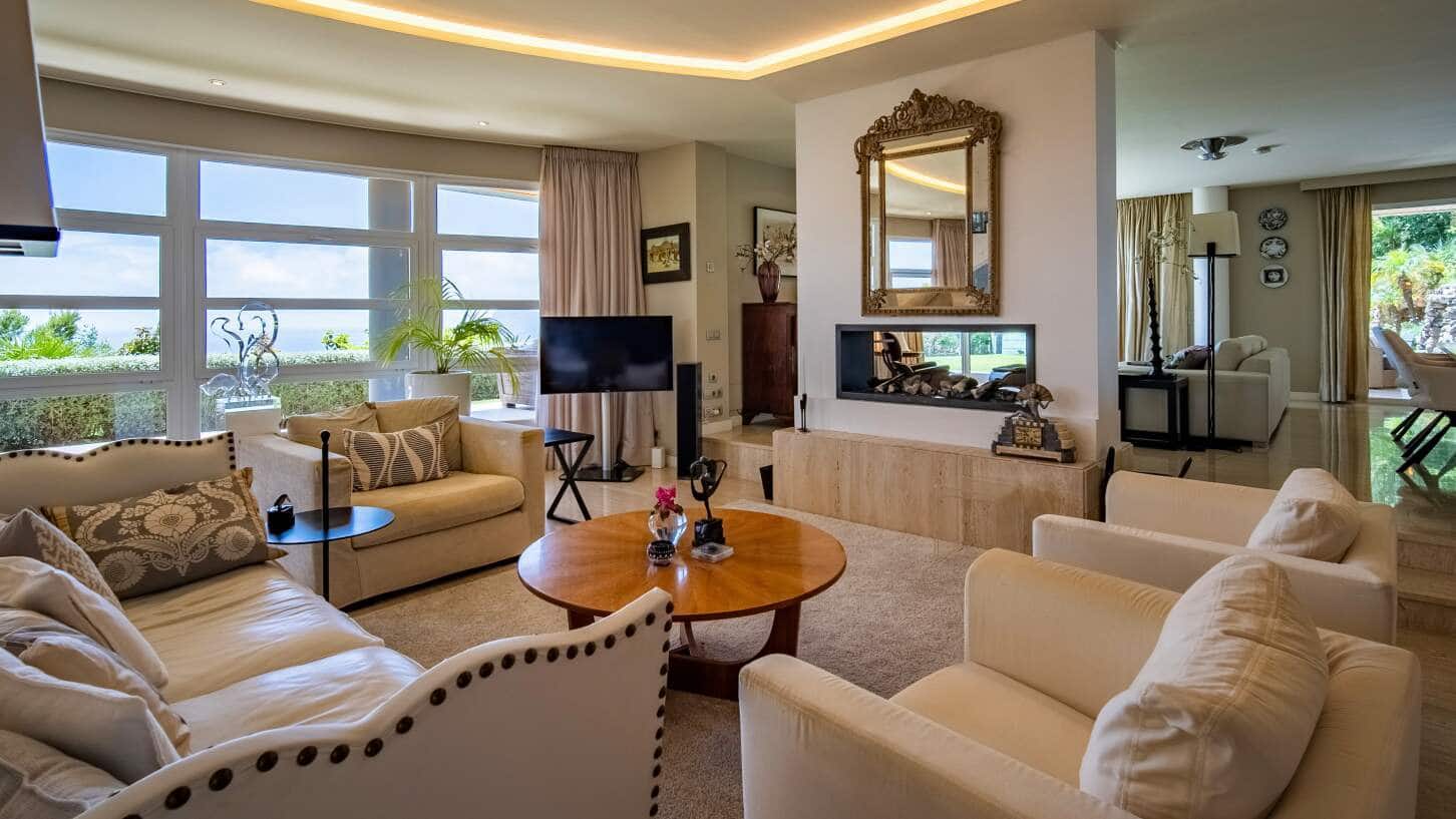 7 bedroom Villa for sale in Altea with pool garage - € 6,500,000 (Ref: 9844575)