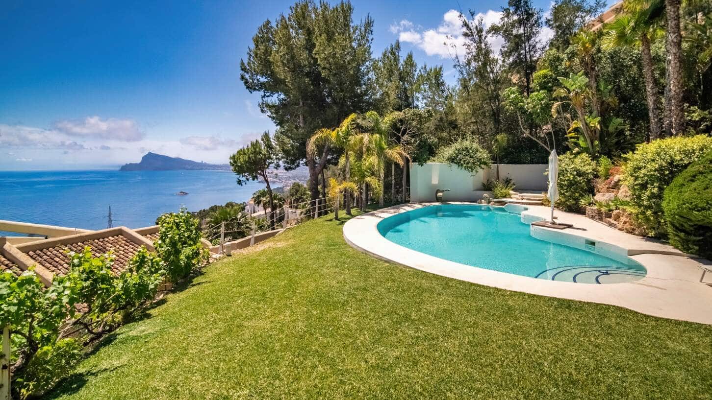 7 bedroom Villa for sale in Altea with pool garage - € 6,500,000 (Ref: 9844575)