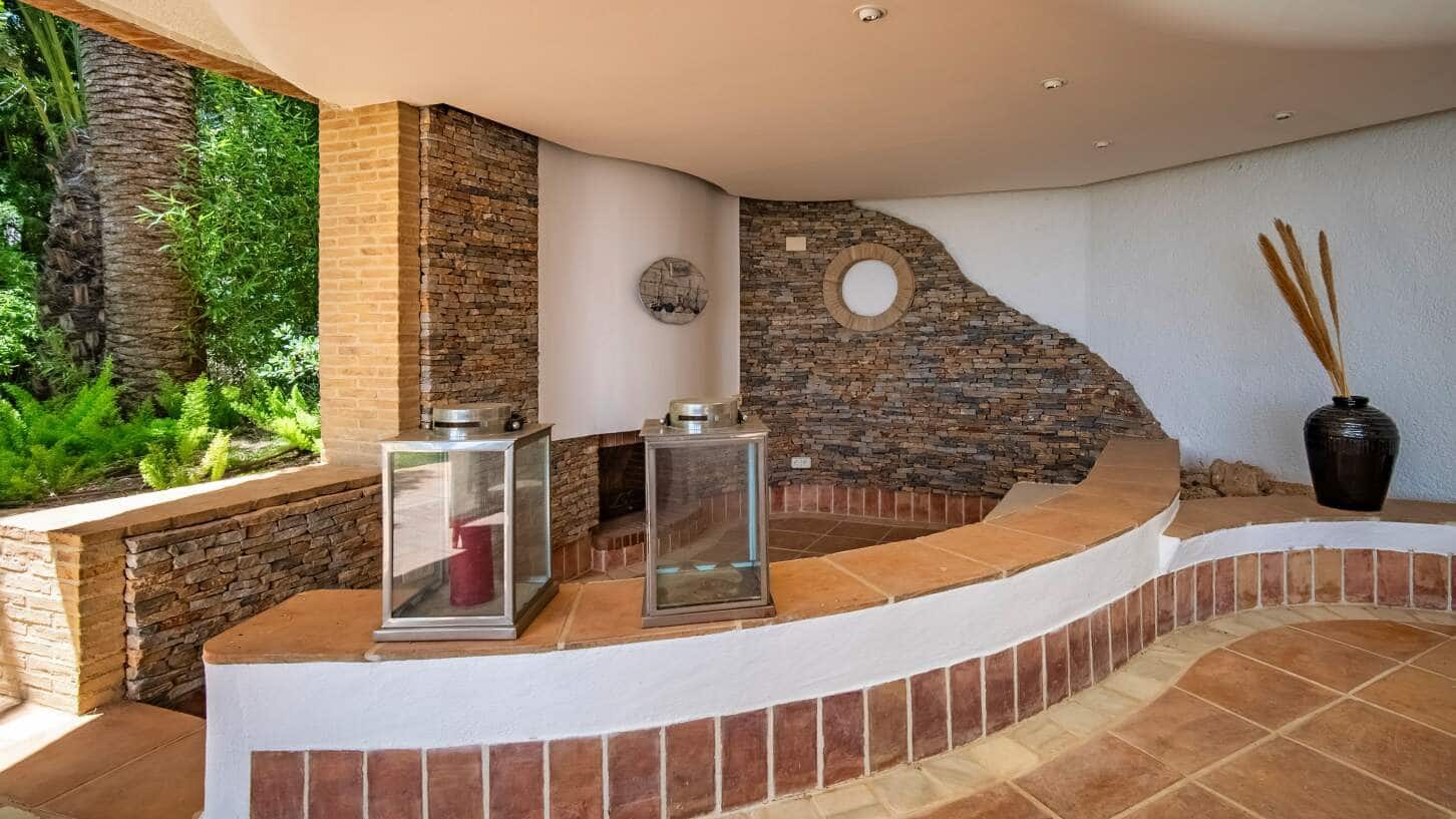 7 bedroom Villa for sale in Altea with pool garage - € 6,500,000 (Ref: 9844575)