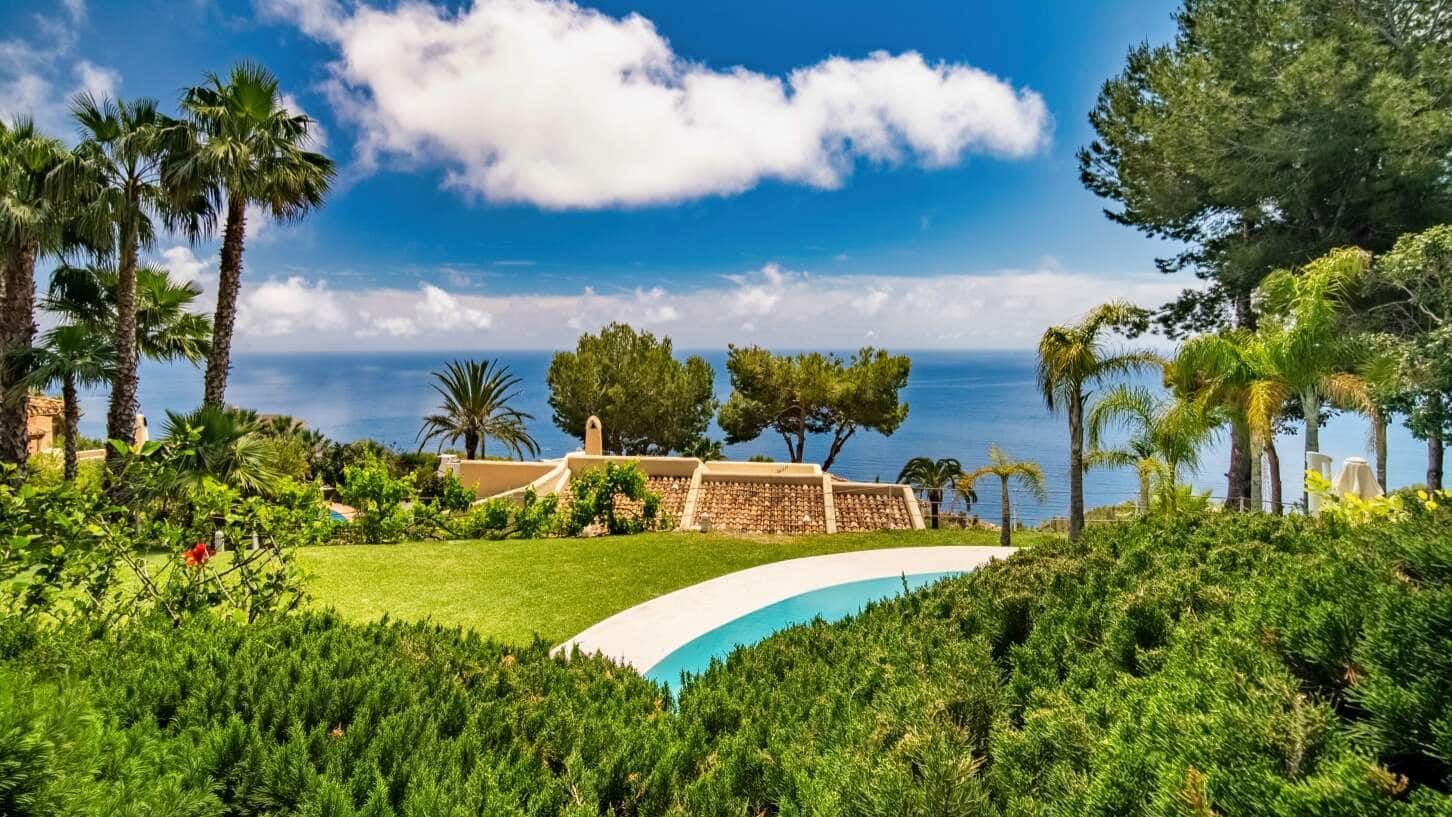 7 bedroom Villa for sale in Altea with pool garage - € 6,500,000 (Ref: 9844575)