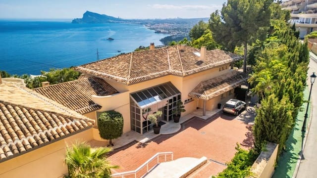 Chalet de 7 habitaciones en Altea en venta con piscina garaje - 6.500.000 € (Ref: 9844575)