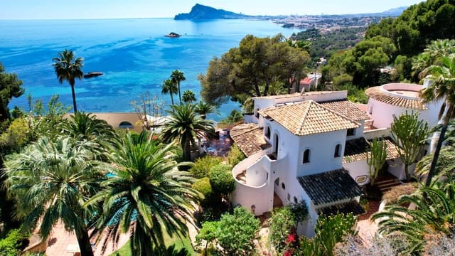 9 sypialnia Willa na sprzedaż w Altea z basenem garażem - 2 950 000 € (Ref: 9847730)