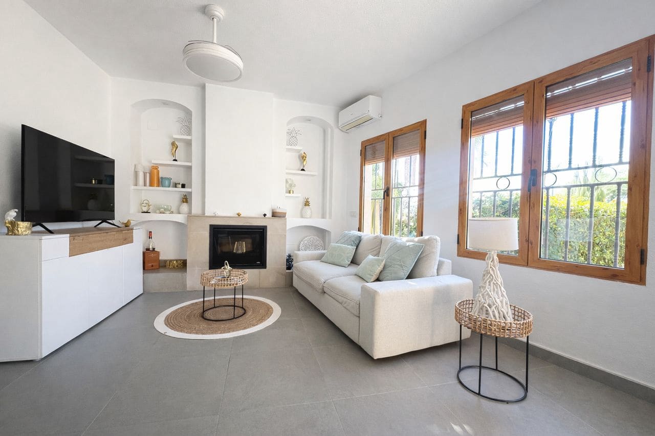 3 bedroom Apartment for sale in Altea with pool - € 520,000 (Ref: 9847741)