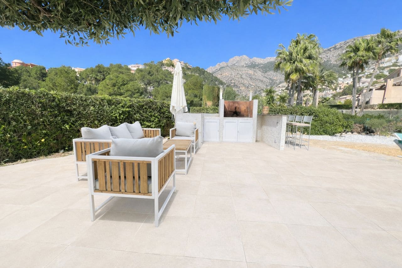 3 bedroom Apartment for sale in Altea with pool - € 520,000 (Ref: 9847741)