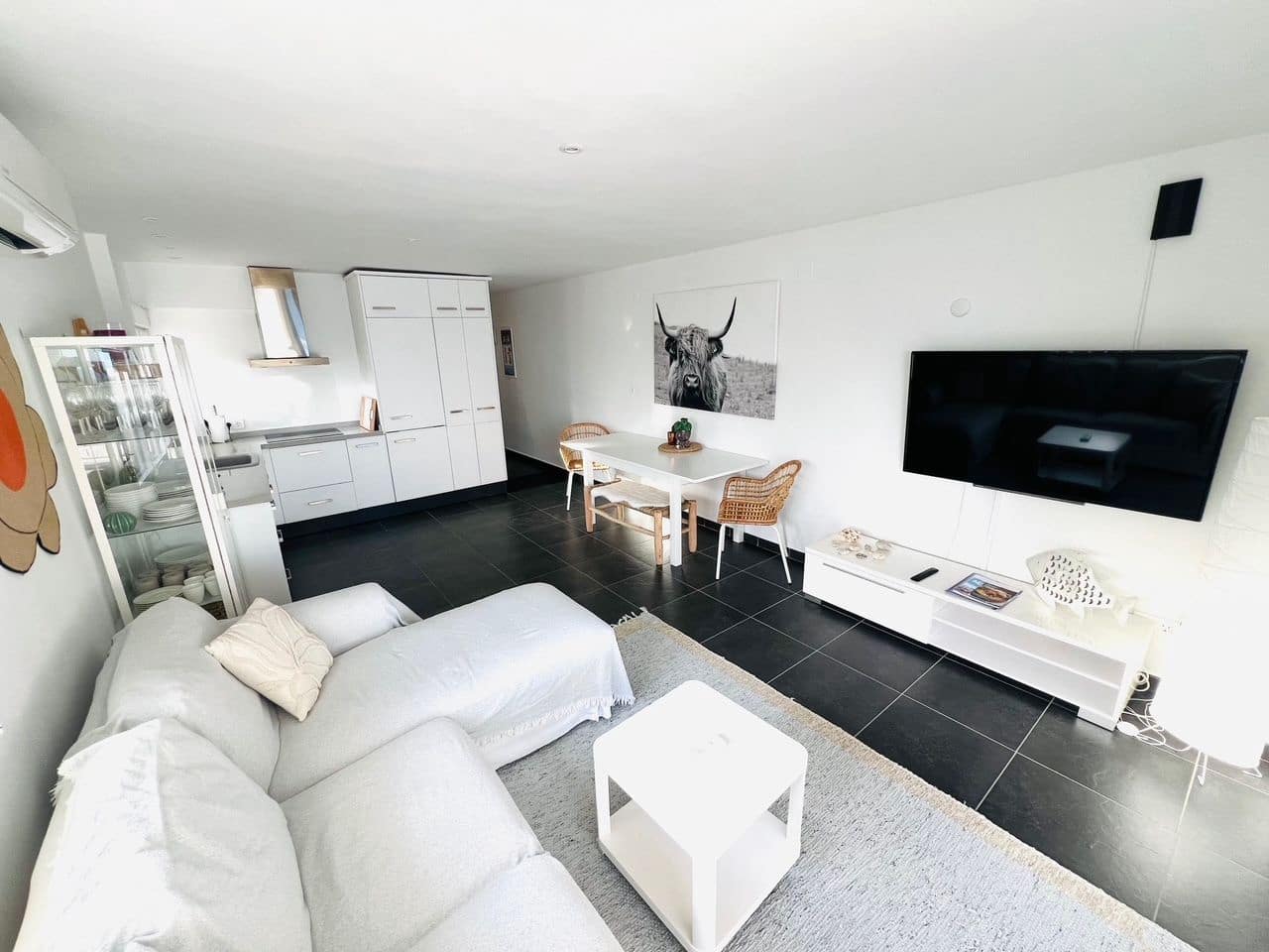 2 bedroom Apartment for sale in Altea with garage - € 365,000 (Ref: 9847743)